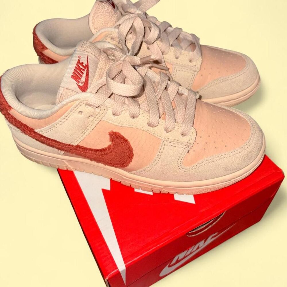 Nike Women's Pink and Tan Trainers
